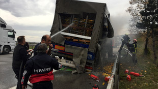 TEM otoyolunda tır yangını