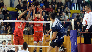 Voleybol: Efeler Ligi