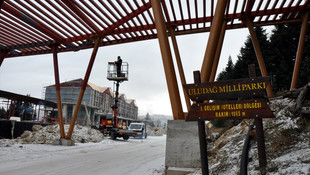 Uludağ'a sezonun ilk karı düştü