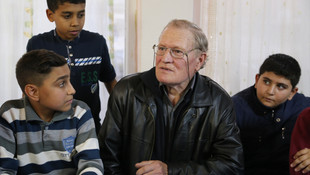 Üniversiteye 72 yaşında başladı, çocuklara rol model oldu