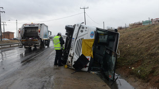 Uşak'ta trafik kazaları: 11 yaralı