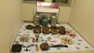 Van'da patlayıcı yüklü aracın imha edilmesi