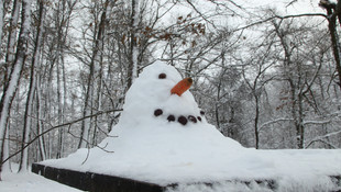 Yıldız Dağları beyaz gelinliğini giydi