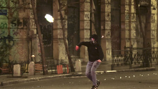 Yunanistan'da 17 Kasım Gösterileri