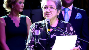 Zülfü Livaneli'ye Güneyin İncisi ödülü