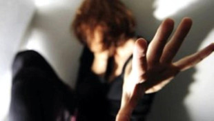 İzmirde 4 tecavüzcüye 30ar yıl ceza verildi