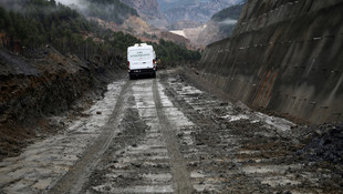 Adana'da özel öğrenci yurdundaki yangın