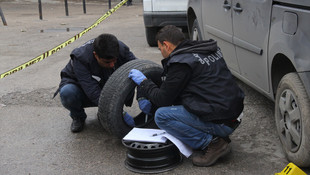 Adana'da polis ekibine ateş açıldı