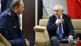 AK Parti milletvekillerinden Çevik Kuvvet'e taziye ziyareti