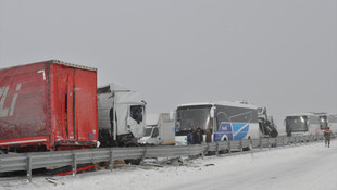 Aksarayda zincirleme trafik kazası