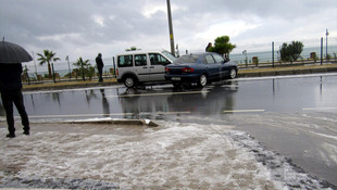 Alanya'da dolu etkili oldu