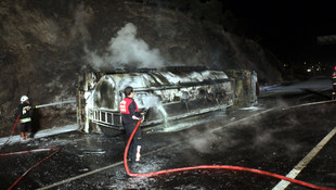 Aydın'da akaryakıt tankeri iki otomobille çarpıştı: 3 ölü, 3 yaralı