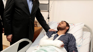 Yıldırım, El Bab'da yaralanan askerleri ziyaret etti