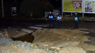 Bodrum'da isale hattı borusu patladı
