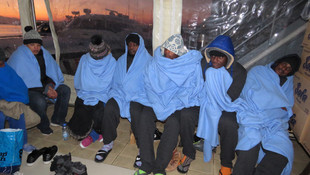 Çanakkale'de yabancı uyruklu 15 kişi kurtarıldı