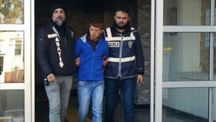 Çantasını çalmak istediği genç kızı yerde sürükledi