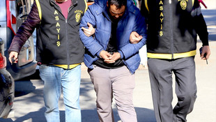 Cep telefonunu otomobilde unutunca yakalandı