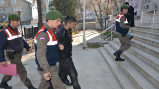 Cinayetten zanlısı yurt dışına kaçamadan yakalandı