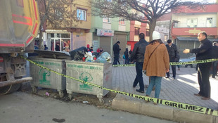 Çöp konteynırında bebek bulundu