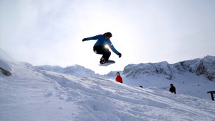 Davraz'da ziyaretçi yoğunluğu yaşanıyor