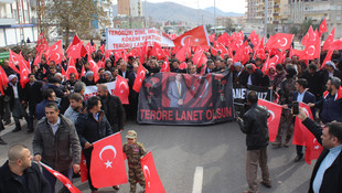 Derik'te Teröre Lanet Şehide Saygı Yürüyüşü