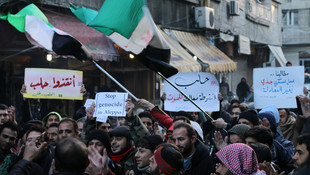 Doğu Guta'da Halep'e destek gösterisi