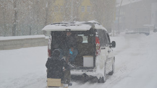 Eleşkirtli esnaftan sıra dışı kızak keyfi