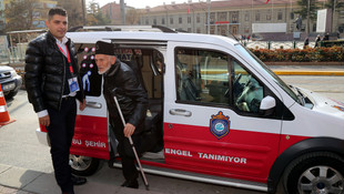 Engelliler için avantaj taksi
