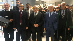 Eski Bakan Oktay'a beraat