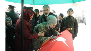 Fırat Kalkanı Harekatında şehit olan sözleşmeli er Ünal Yozgatta toprağa verildi