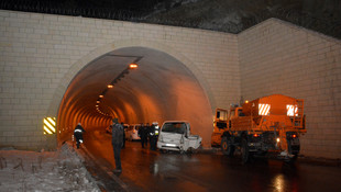 Gümüşhane'de trafik kazası: 2 yaralı