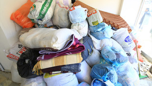 Halep'e insani yardımlar sürüyor