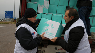 Halepliler için 4 tır yardım malzemesi