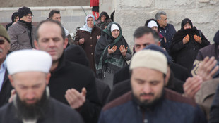 Halep'te hayatını kaybedenler için gıyabi cenaze namazı
