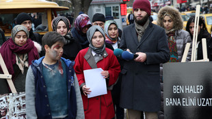 Halep'te sivillere yönelik saldırılara tepkiler