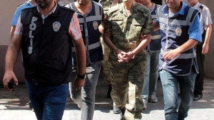 FETÖden aranan 530 askerden 236sı yakalandı