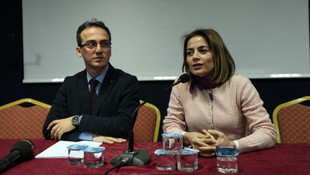 Hekimler, MS hastalığını tiyatro oyunu ile anlattı