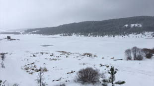 Karabük'te göletler buz tuttu