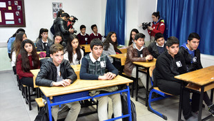 Kaza ölen lise öğrencisi Değirmen'in sınıfında tören