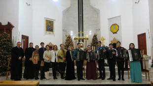 Kazakistan'da Noel Bayramı ayini