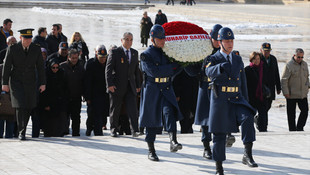 Kıbrıs gazilerinden Anıtkabir'e ziyaret