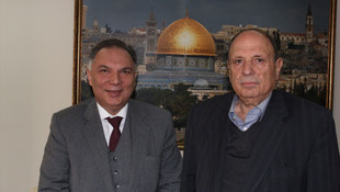 Kudüs Başkonsolosu Türkoğlu'ndan Kudüs Bakanı Hüseyni'ye ziyaret