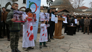 Makedonya'da Halep'e destek mitingi