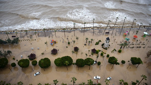 Mersin'deki kuvvetli yağış