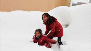 Muş'ta eğitime kar engeli