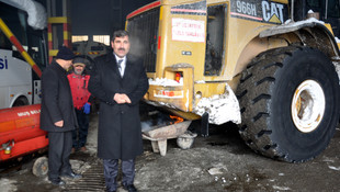 Muş'ta soğuk hava nedeniyle iş makineleri dondu