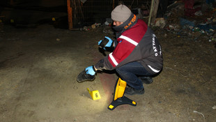 Nikahsız yaşadığı kadını baltayla yaraladığı iddiası