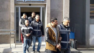 Polisiz diyerek Suriyeli ailenin birikimini gasbettiler