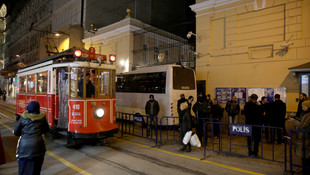 Rus Büyükelçi Karlov'un silahlı saldırı sonucu öldürülmesi