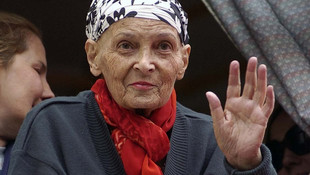 Google Türkan Saylanı unutmadı Doodle yaptı!